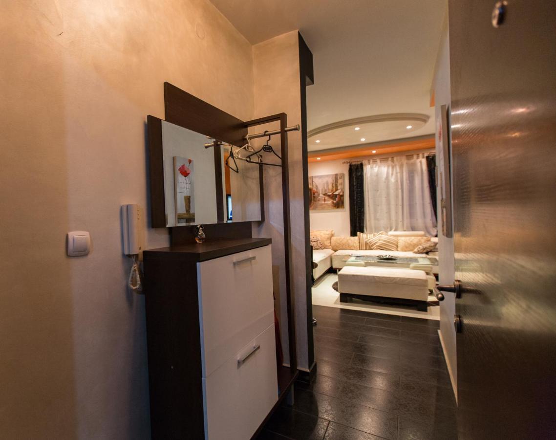 Lamela Brilliant Apartment *