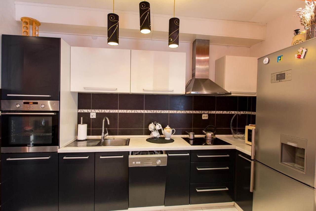 Apartment Lamela Brilliant